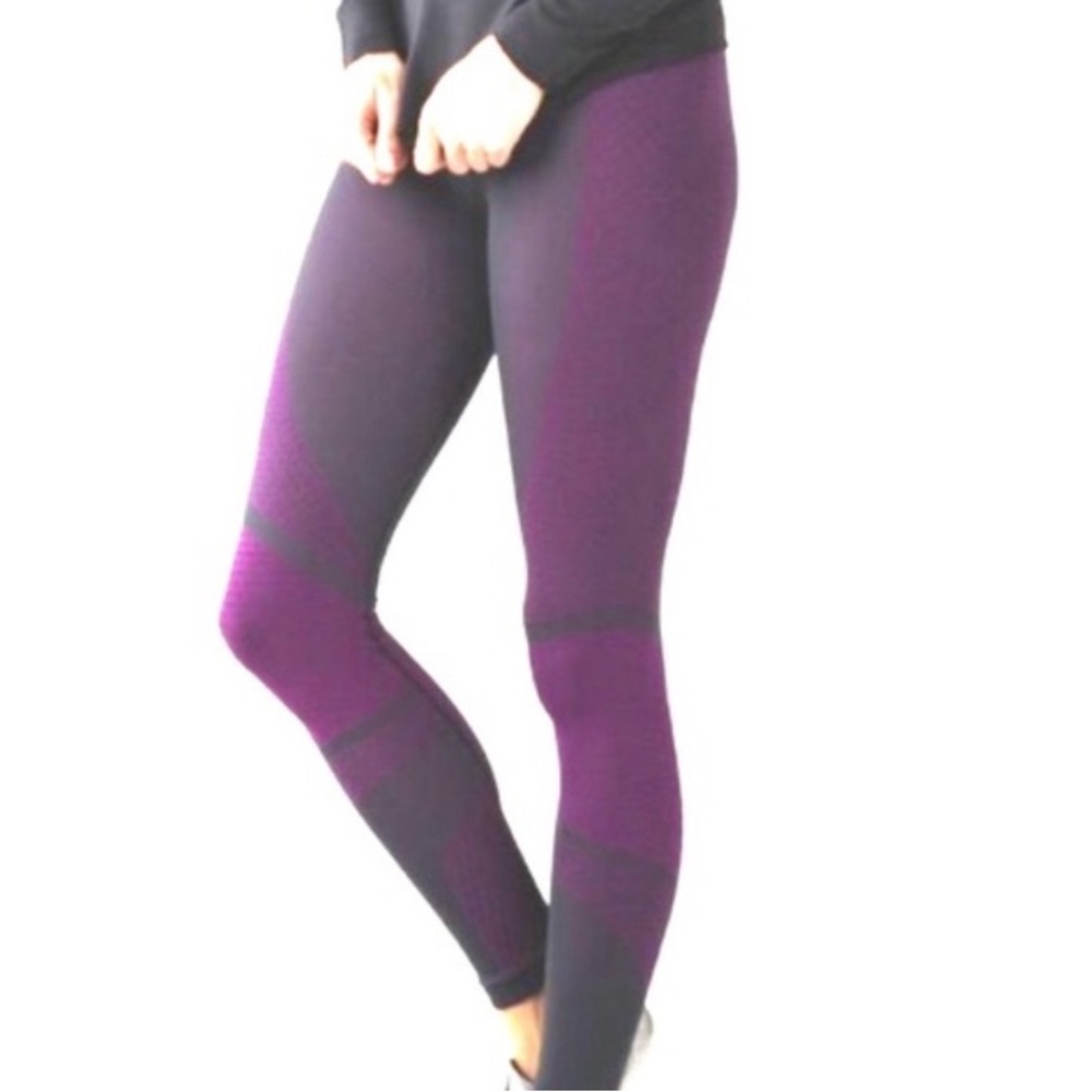 Lululemon About That Base Tight Black / Violet size 6
